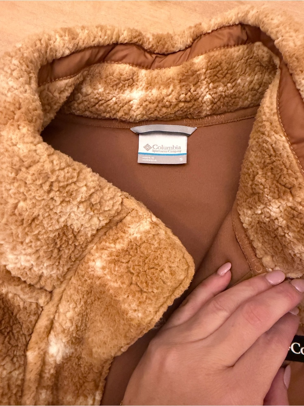 Columbia Women's Tan Plaid Teddy Jacket Coat - Picture 3 of 3